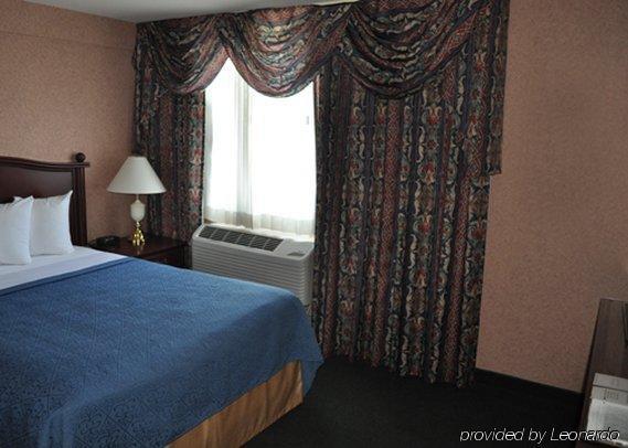 Quality Inn & Suites Brossard Rum bild